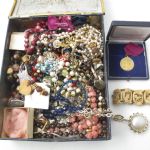 624 1219 JEWELLERY